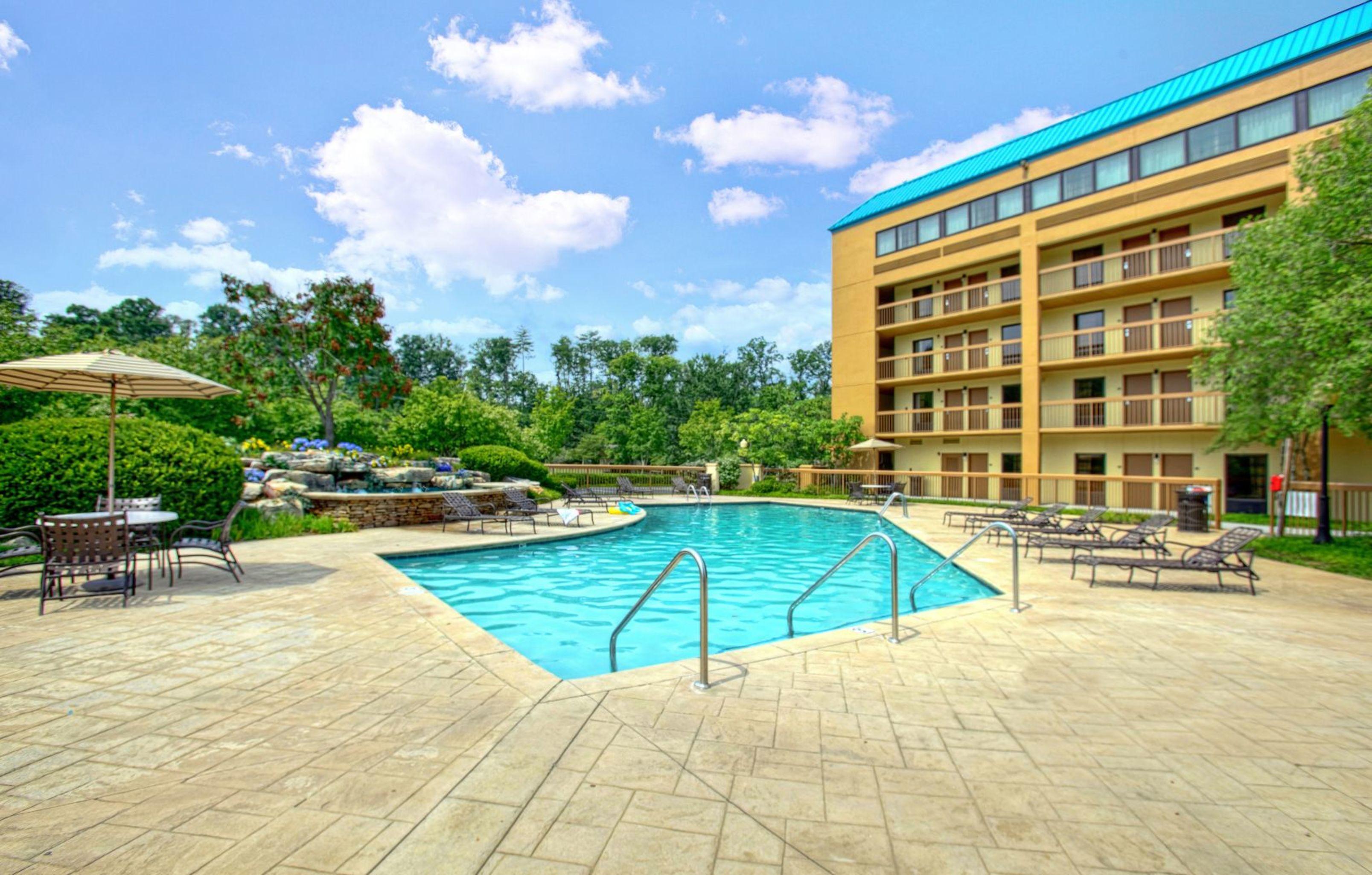 Quality Inn Near The Island Pigeon Forge Extérieur photo