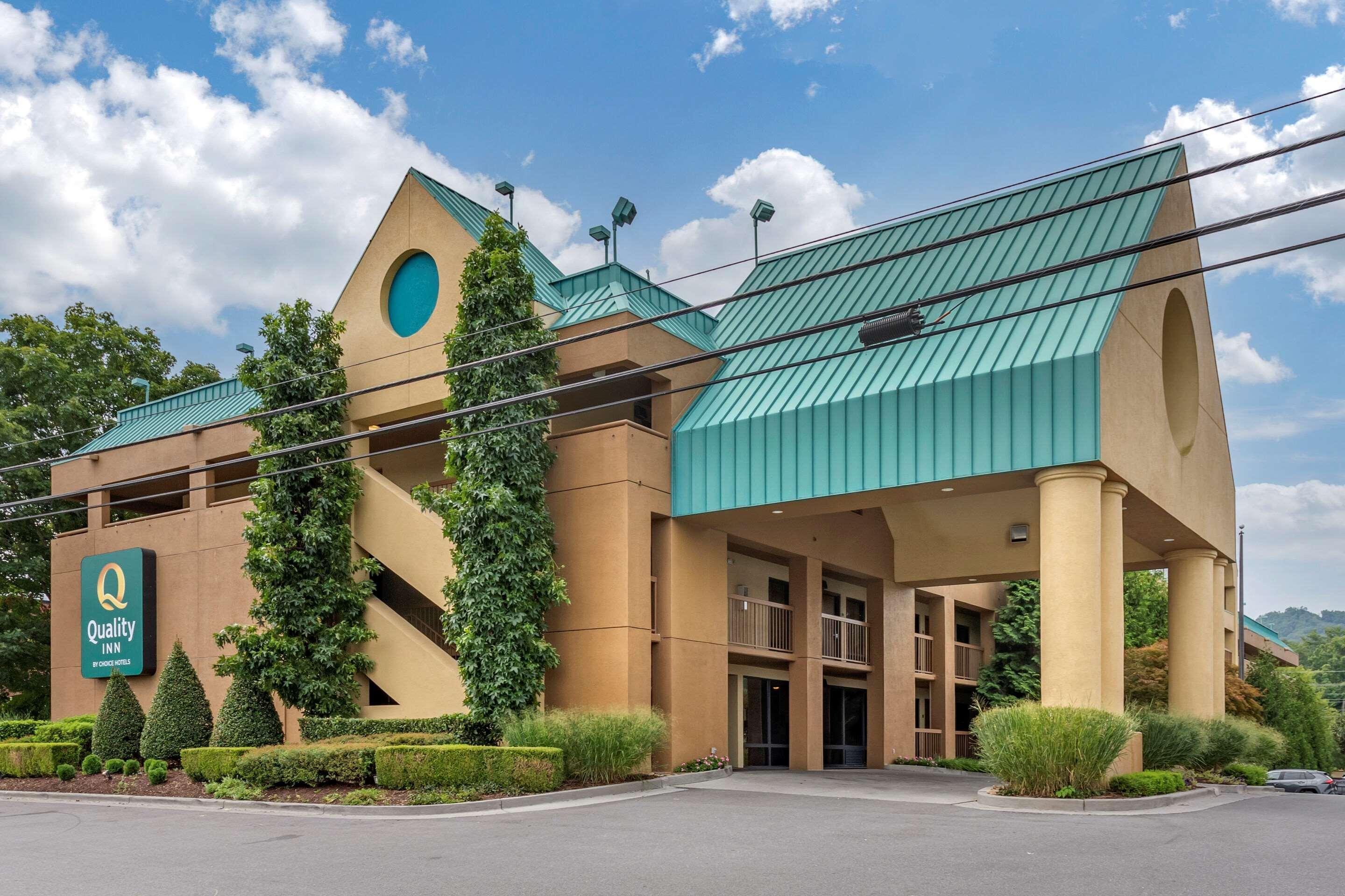 Quality Inn Near The Island Pigeon Forge Extérieur photo