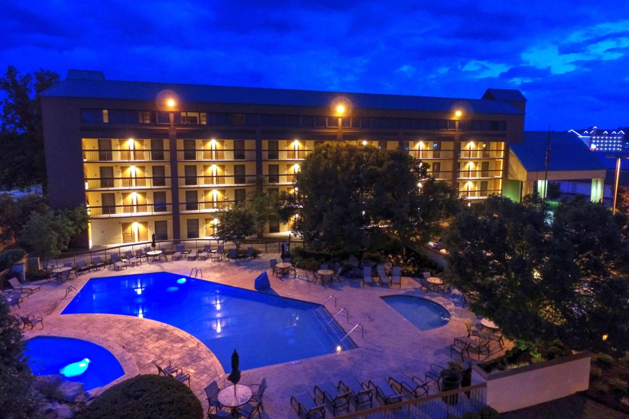 Quality Inn Near The Island Pigeon Forge Extérieur photo