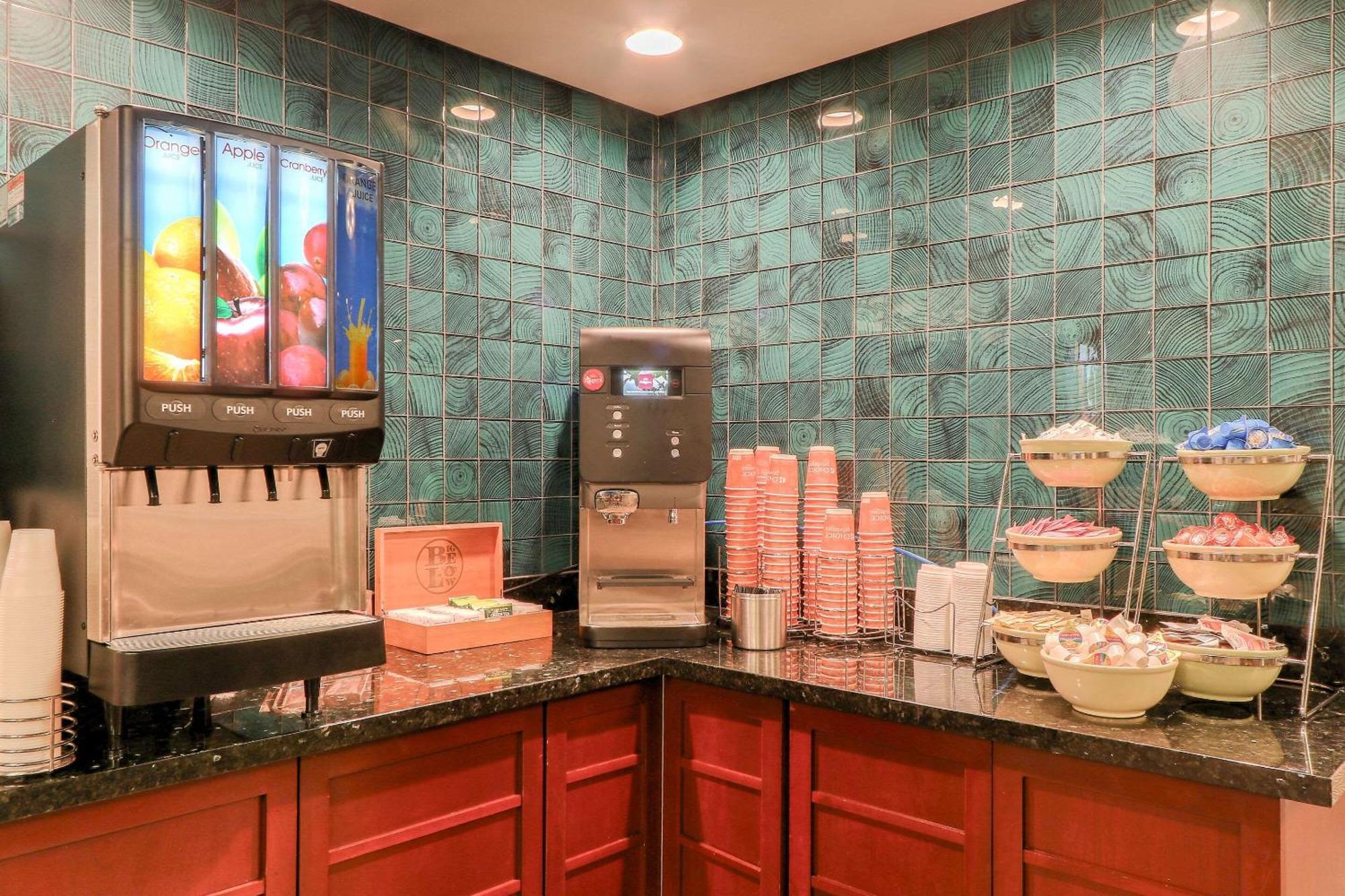 Quality Inn Near The Island Pigeon Forge Extérieur photo