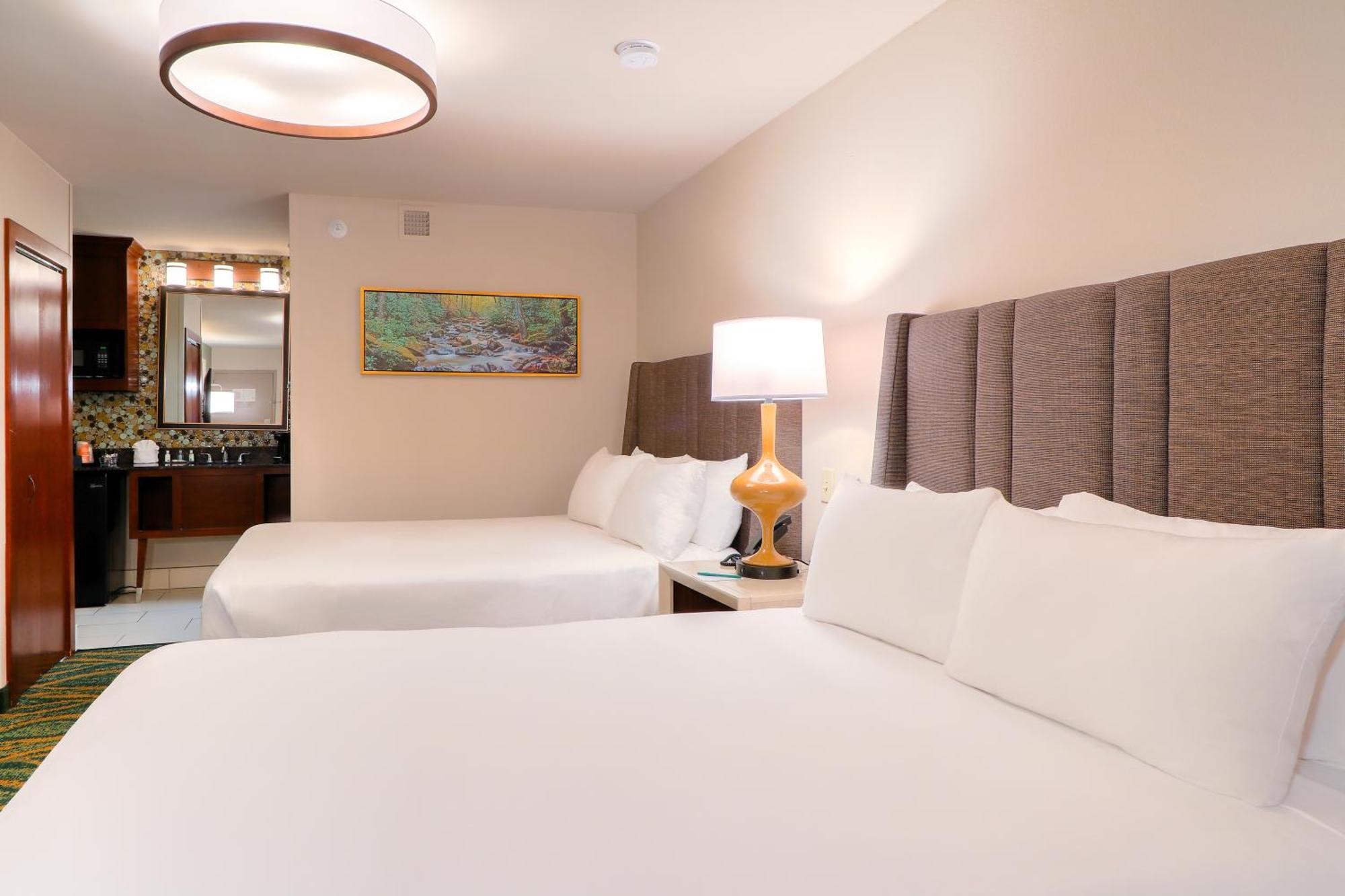 Quality Inn Near The Island Pigeon Forge Extérieur photo